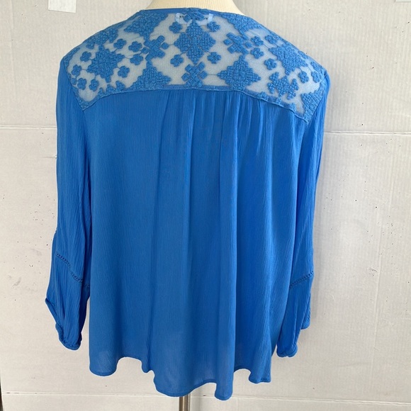 JohnPaulRichard Petites gauze and lace blouse china blue size petite XL - Picture 2 of 16